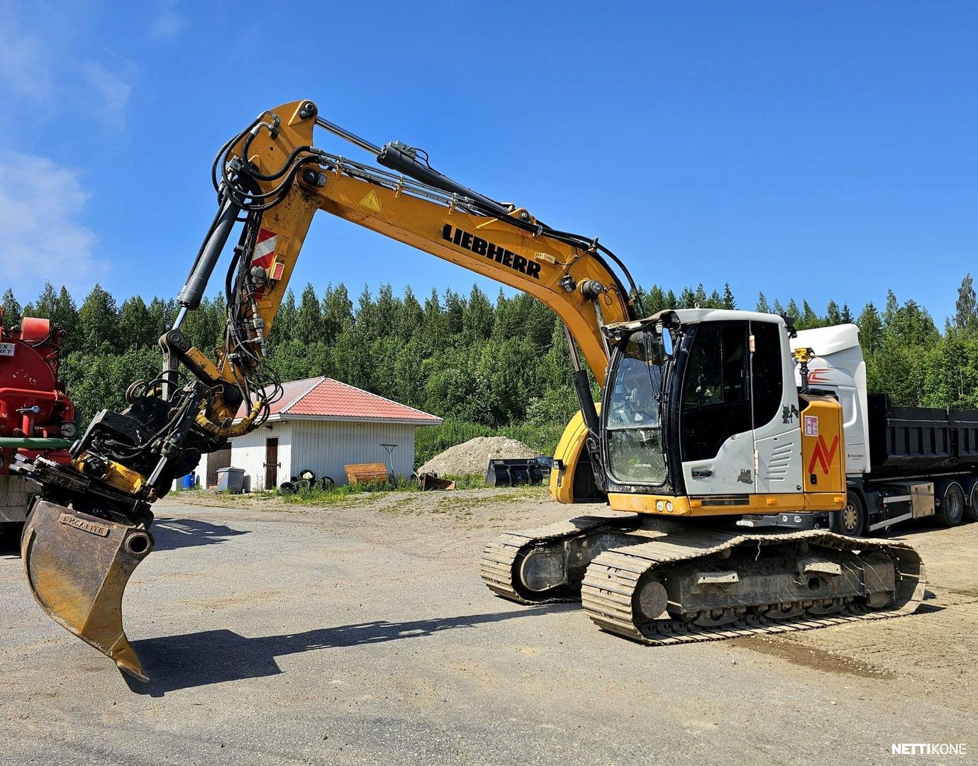 Liebherr 914 Compact Litronic