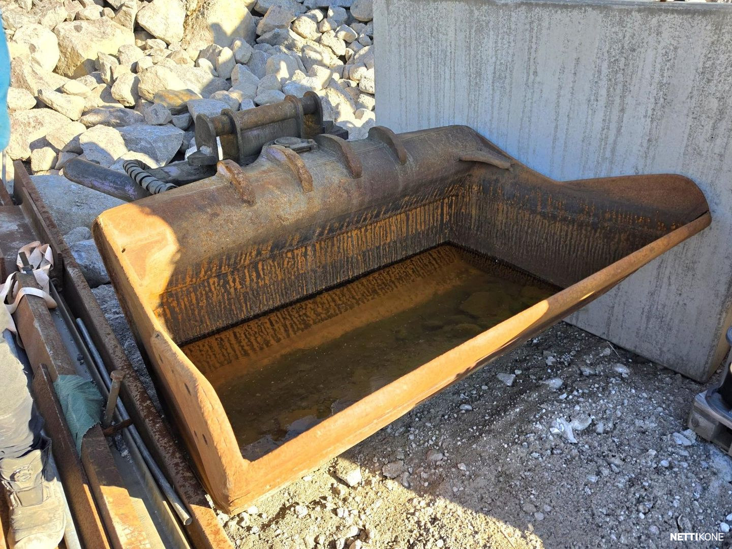 Muu merkki Kallistuva luiskakauha NTP20